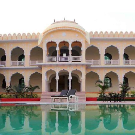 V Resorts Rajmahal Орчга Екстер'єр фото