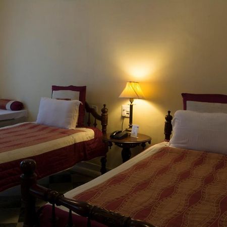 V Resorts Rajmahal Орчга Екстер'єр фото