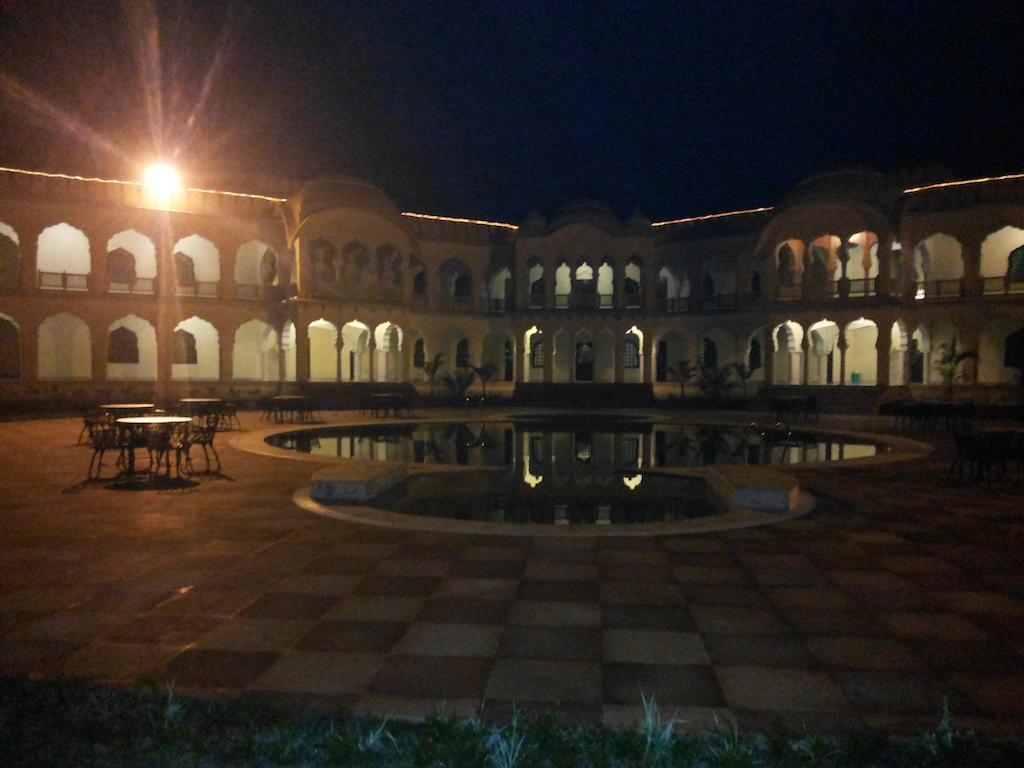 V Resorts Rajmahal Орчга Екстер'єр фото