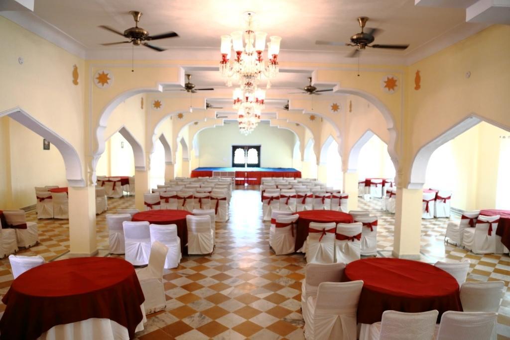 V Resorts Rajmahal Орчга Екстер'єр фото