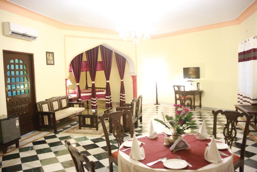 V Resorts Rajmahal Орчга Екстер'єр фото
