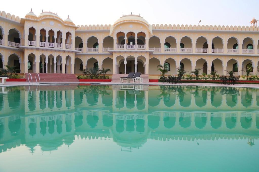 V Resorts Rajmahal Орчга Екстер'єр фото
