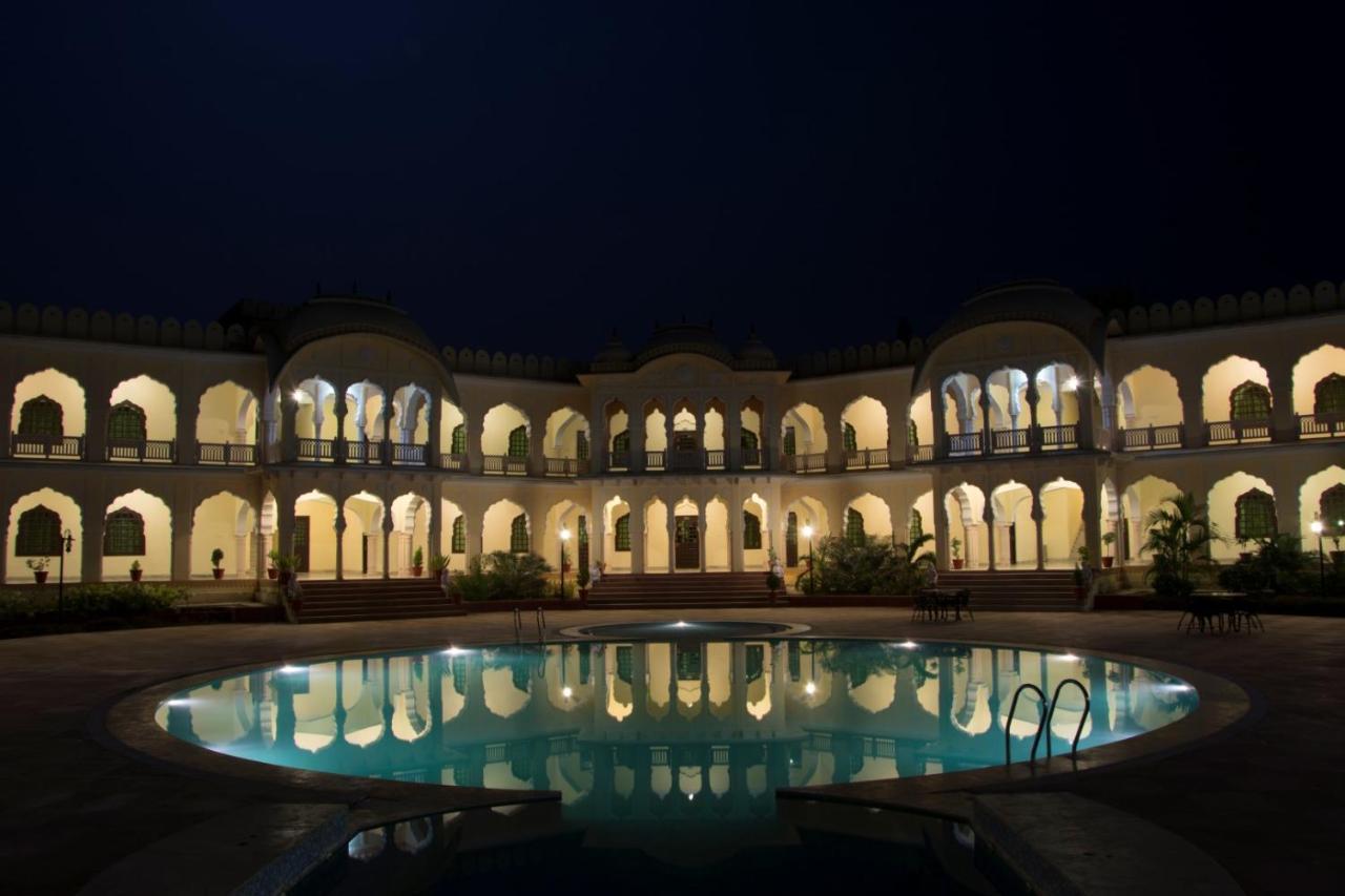V Resorts Rajmahal Орчга Екстер'єр фото